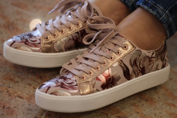 wunderschöner Halbschuh POWDER FLOWER TAMARIS