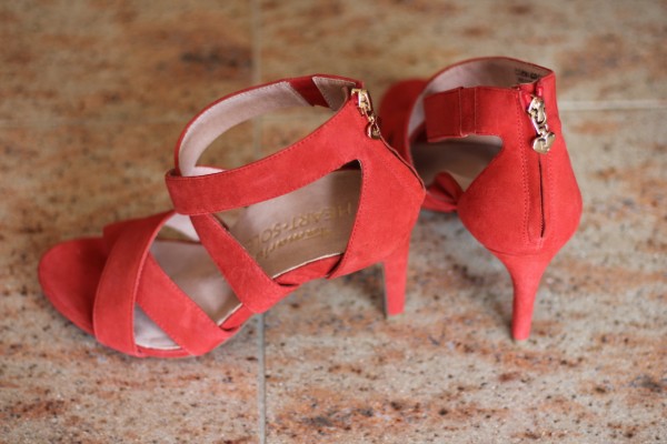 For the Love of Elegance High-Heel in rot mit Heart-Sole TAMARIS