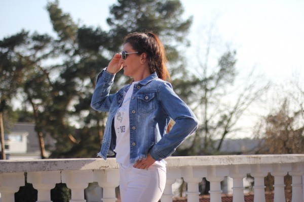 Jeans-Jacke in used-Optik