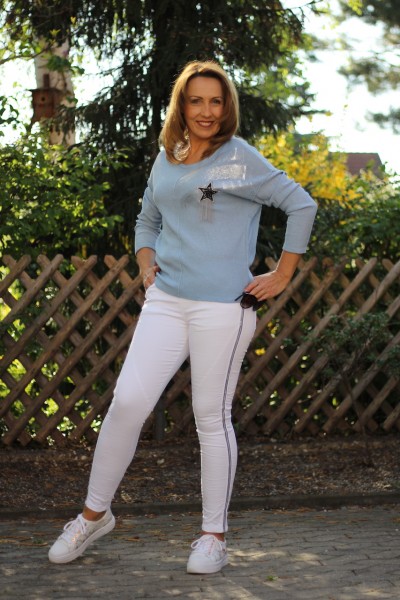 Rundhals Feinstrickpulli blau mit Glitzerstern in ONE SIZE