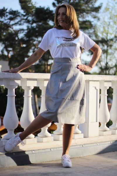 A-Linie Rock mit Lederoptik in silber in der Größe S und M