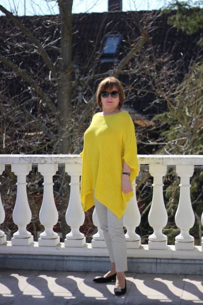 Oversize-Pulli in gelb mit groben Strickmuster