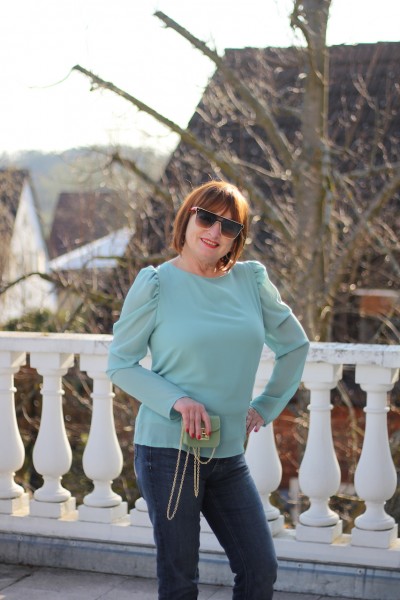 klassische Bluse mint mit Puff-Ärmel in ONE SIZE