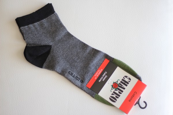 Herren Socken grau mit grün ONE SIZE